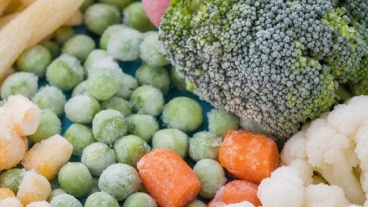 IQF frozen vegetables: green peas, sweet corn, carrots, cauliflower and broccoli